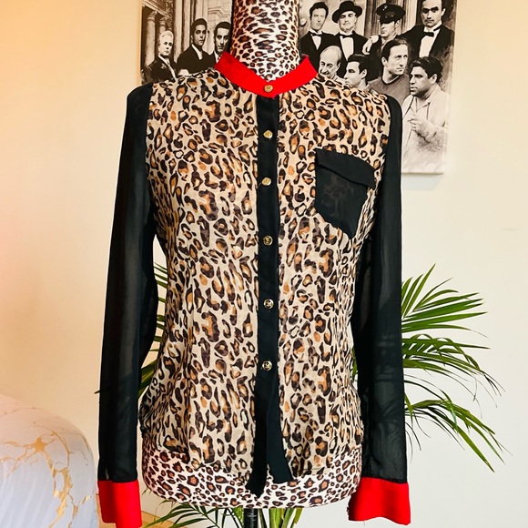 Button Down Leopard Print Top - Picture 4 of 7
